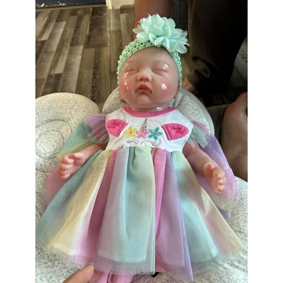 🆕18Inch Realistic Full Body Silicone Closed Eyes and Mouth Newborn Baby Girl - Picture 2 of 10